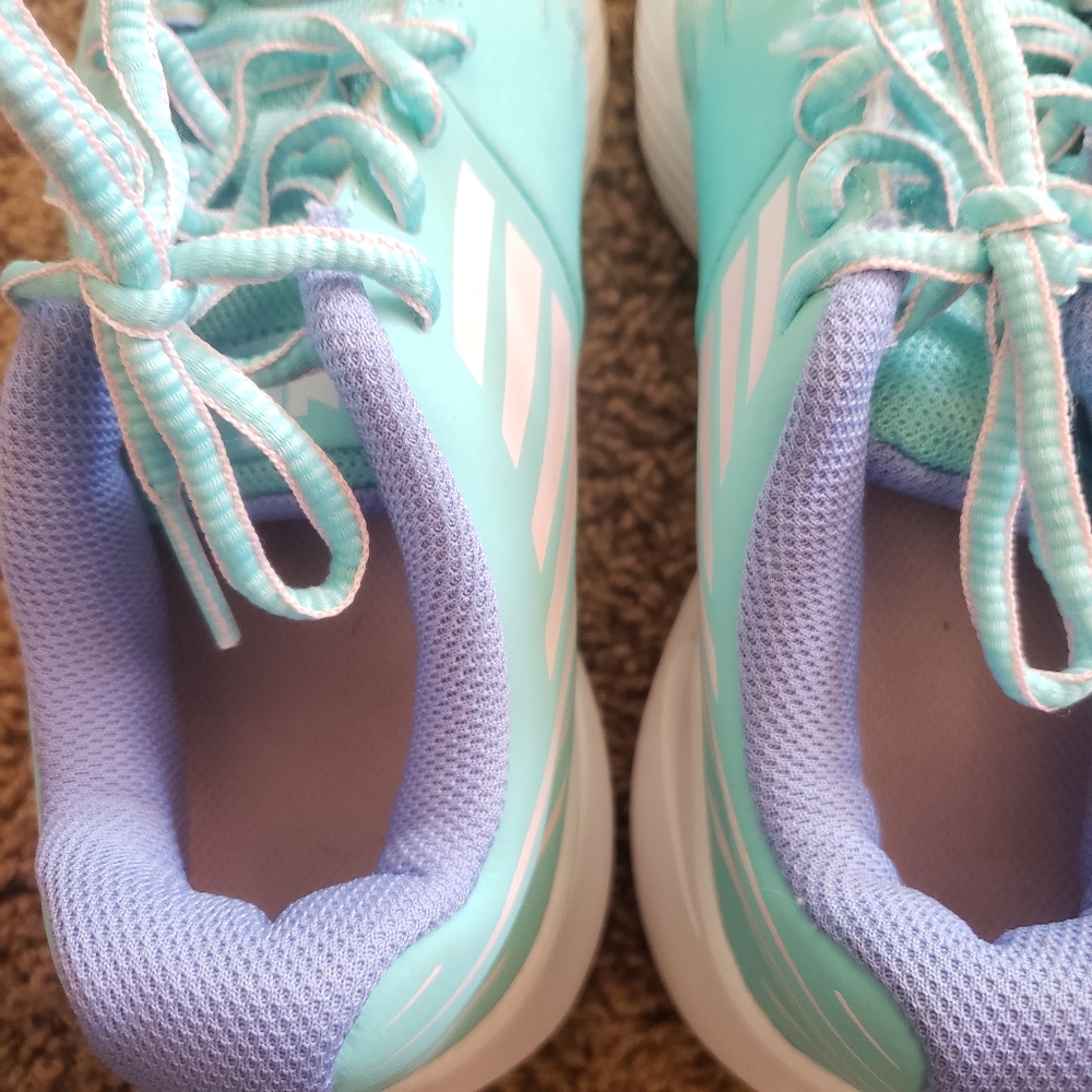 Nike Star Runner GS Running Shoe Aqua Youth Size 5.5 - Picture 2 of 9